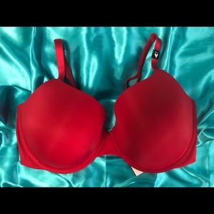 ✨NWT 36DDD Victoria’s Secret T-Shirt Bra